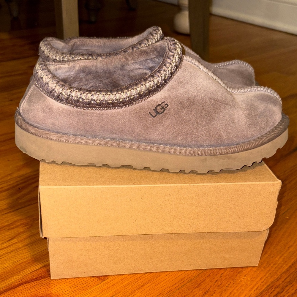 UGG Women's Purple and Grey Slippers